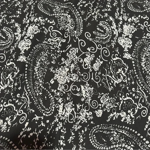 Black & white paisley asymmetrical dress with tie straps size 1X - Picture 4 of 12